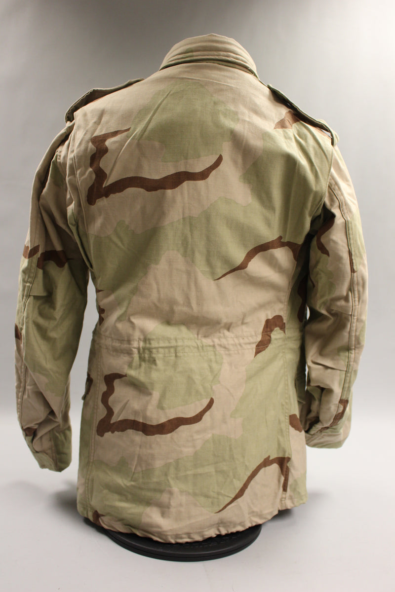 Military M65 Cold Weather Field Coat - Desert - Small Regular - Used –  Military Steals and Surplus