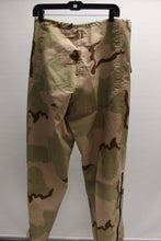 Load image into Gallery viewer, US Army Desert Cold Weather Trousers - Small Long - 8415-01-475-3667 - Used