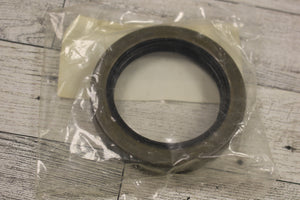 Plain Encased Seal - 5330-00-143-8666 - P/N 19207 - New