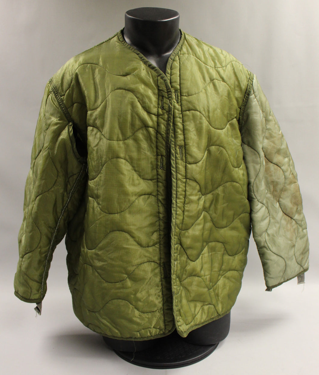 US M65 Cold Weather Field Coat Liner -Small -8415-00-782-2887 -Used (No Buttons)