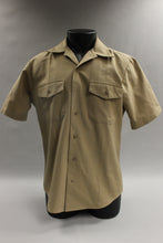 Load image into Gallery viewer, US Military Men&#39;s Tan Short Sleeve Shirt - Size: Medium Athletic - Khaki - Used