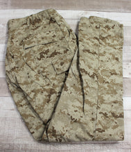 Load image into Gallery viewer, USMC Marine Desert Combat Trouser Pants - 32 Short - 8415-01-527-2152 - Used