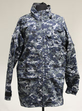 Load image into Gallery viewer, US Navy Gore-Tex Working Parka - 8415-01-539-9298 - Size: X-Small X-Short - Used