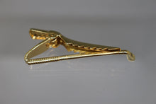 Load image into Gallery viewer, Anson Golf Club Tie Bar - Gold - Used