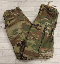 Load image into Gallery viewer, Advanced Combat Pant with Integrated Knee Pad Slots - OCP - Small Regular - New