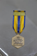 Load image into Gallery viewer, Air Force Commendation Miniature Medal with 3 Bronze Oak Leaf - Used