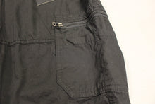 Load image into Gallery viewer, Men&#39;s Raw X Jeans Cargo Shorts - Size: 36 - Black - New