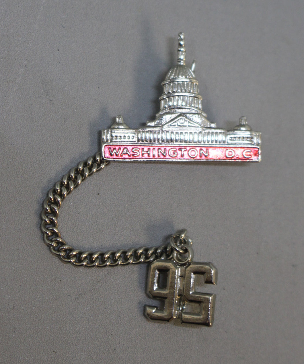 1965 Washington DC US Capital Souvenir Pin - Used