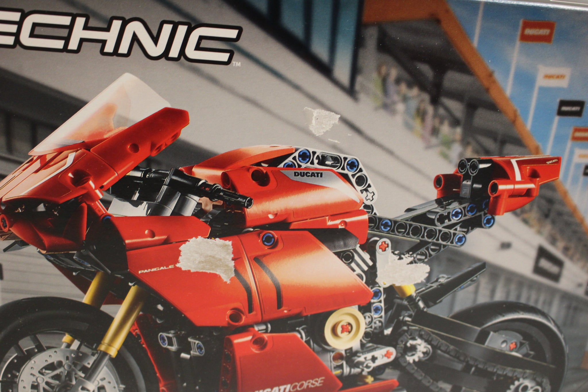 Technic Ducati hotsell panigale V4 R