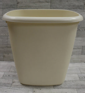 Rubbermaid Vanity Wastebasket Trashcan - 14 Quart - Beige - 2958 - Used