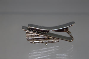 Sarah Coventry Tom Sawyer Huck Finn Tie Bar - Used