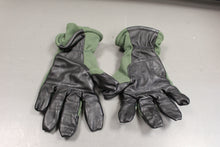 Load image into Gallery viewer, US Air Force HAU-15/P Intermediate Cold Weather Flyers Gloves - Size: 6 - New!