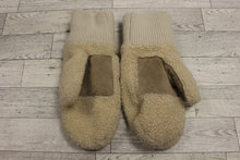 Load image into Gallery viewer, Koolaburra by Ugg Mittens - Small/Medium - Used