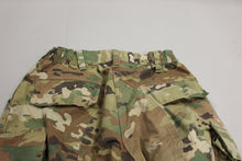 Load image into Gallery viewer, US Military Women&#39;s OCP Combat Trousers - 8415-01-623-3403 - 35 Short - Used