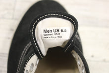 Load image into Gallery viewer, Vans Shoe - Size: Men 6.5/Women 8 - Black - New missing strings