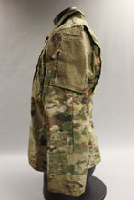 Load image into Gallery viewer, US Female OCP Combat Uniform Coat - 8415-01-623-3304 - 36 Regular - Used