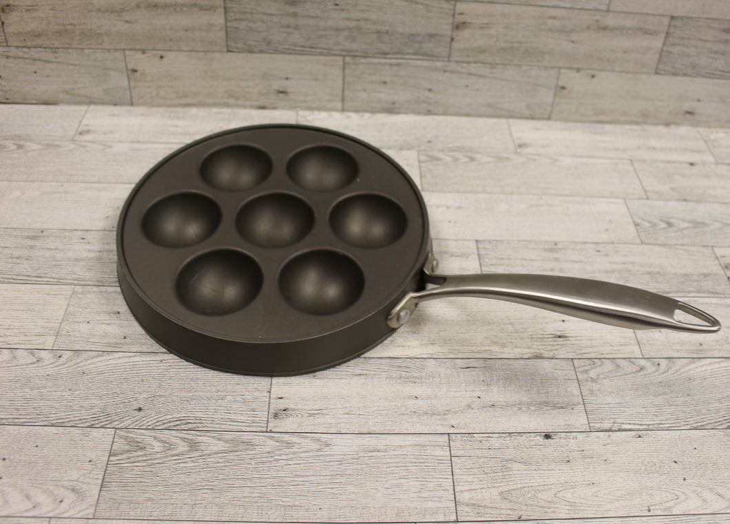 Nordic Ware Pancake Pan - 9 inch - Used