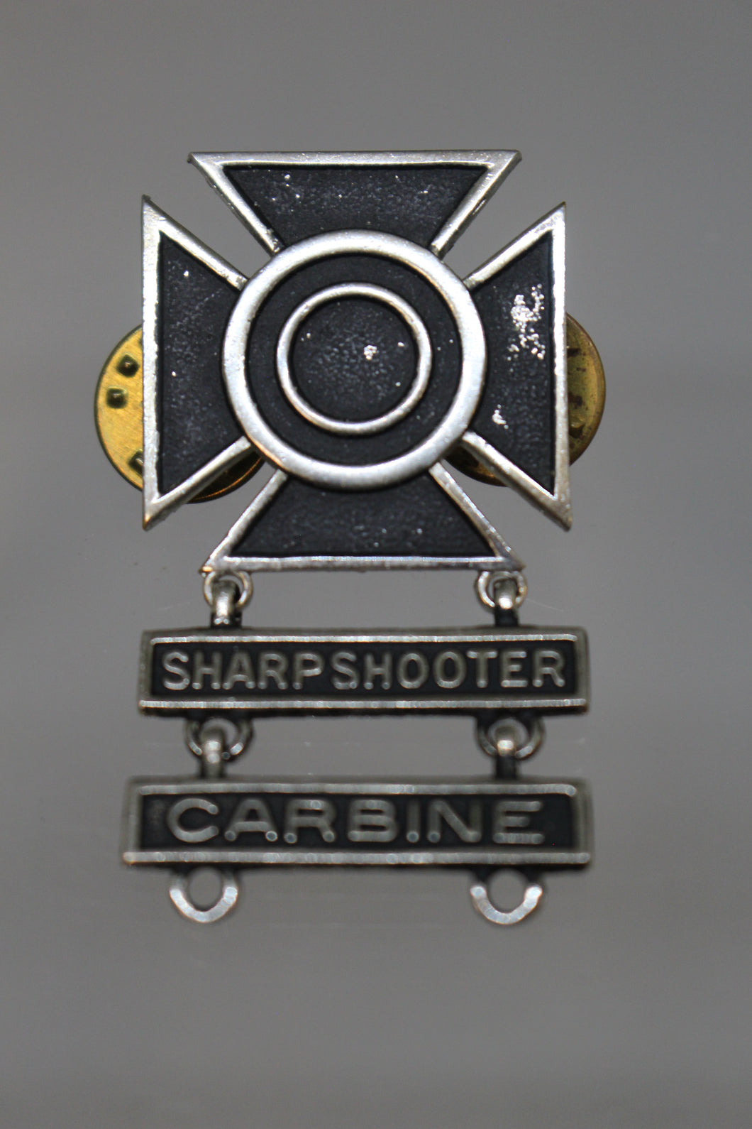 US Army Marksmanship Qualification Badge Pin - Sharpshooter Carbine - Used