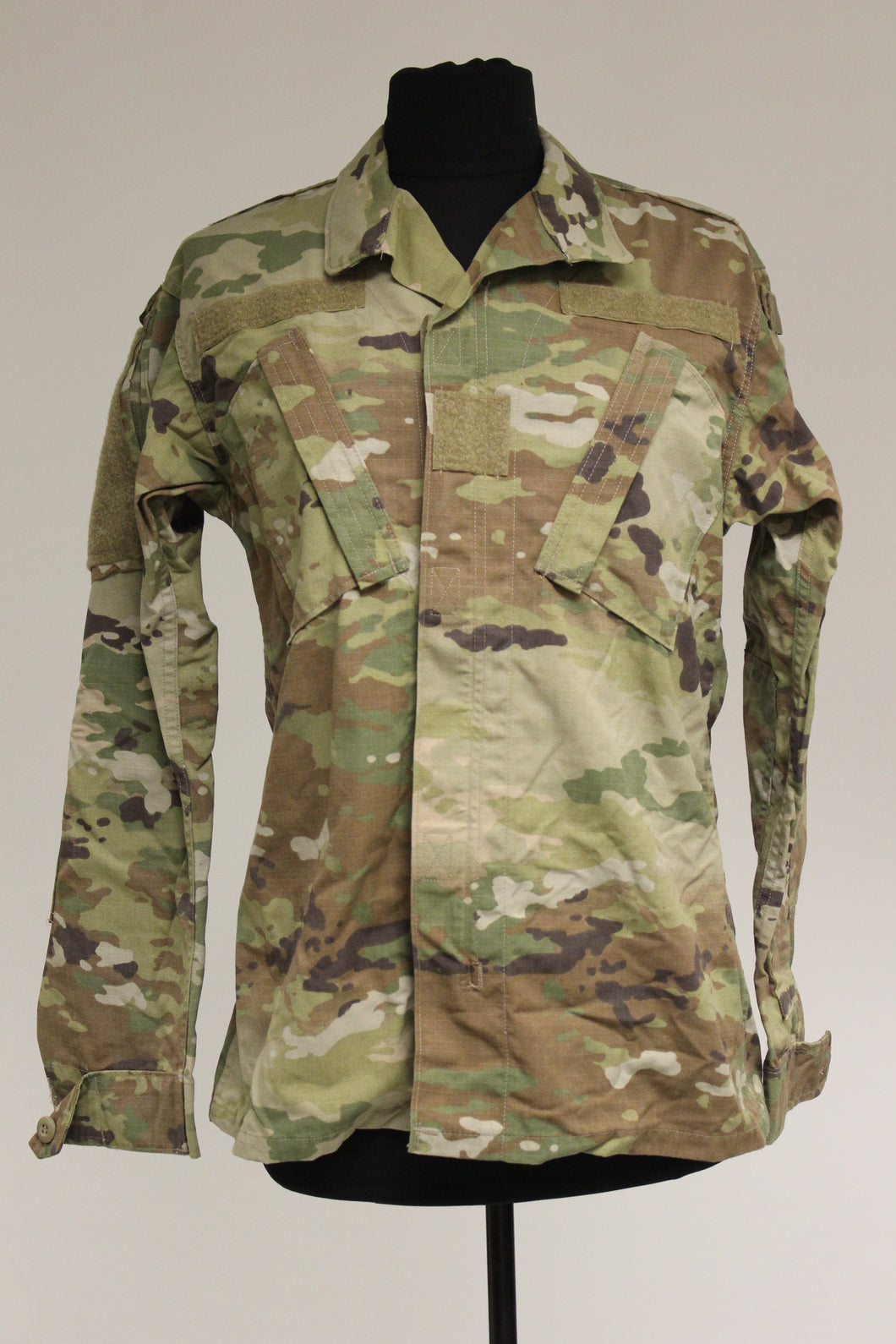 US Army Female OCP Combat Uniform Coat - Size: 33 Long - 8415-01-623-3301 - Used