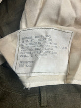 Load image into Gallery viewer, Vintage US Army M-1952 Men&#39;s Olive Drab Wool Trousers Pants - W32 x L31 - Used