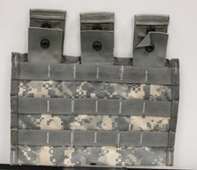 Load image into Gallery viewer, US Army Molle Triple Magazine Pouch - ACU - 8465-01-525-0598 - 3x30 - Grade B