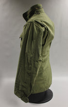 Load image into Gallery viewer, US Army M-65 Cold Weather Field Coat - Small Regular -OD Green -8415-00-782-2936