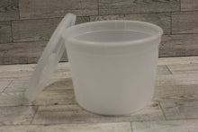 Load image into Gallery viewer, Berry Plastics Translucent 64 oz Container with Lid - T04-6 - New