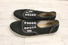 Load image into Gallery viewer, Vans Shoe - Size: Men 6.5/Women 8 - Black - New missing strings