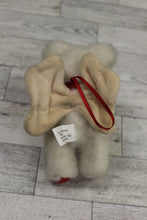 Load image into Gallery viewer, Boyds Bear &quot;Gonna Luvya&quot; Angel Bear - Used