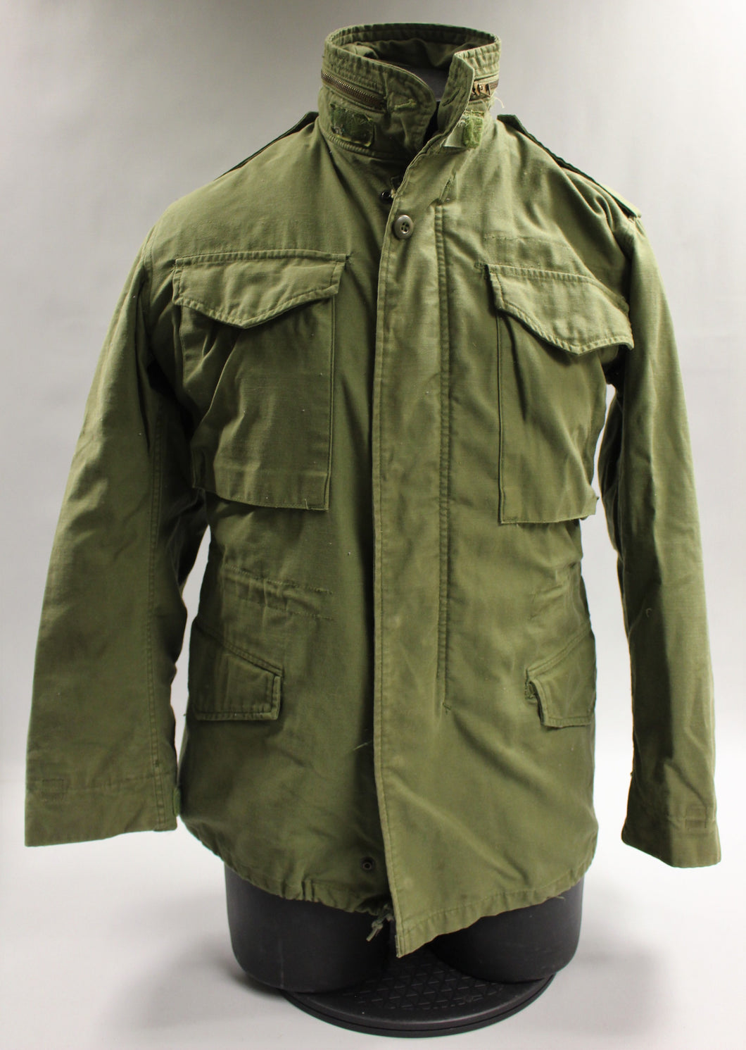 US Army M-65 Cold Weather Field Coat - Small Regular -OD Green -8415-00-782-2936