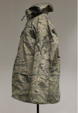 Load image into Gallery viewer, USAF APECS All Purpose Environmental Camouflage Parka - Medium Short - Used