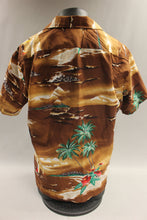 Load image into Gallery viewer, Rai Nani Hawaiian Men&#39;s Shirt - Large - Used