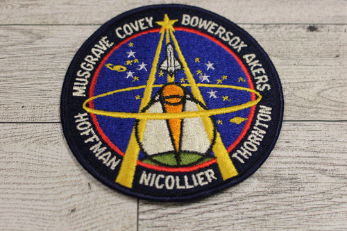 Musgrave Covey Bowersox Akers Hoffman Nicollier Thornton NASA Space Patch - New