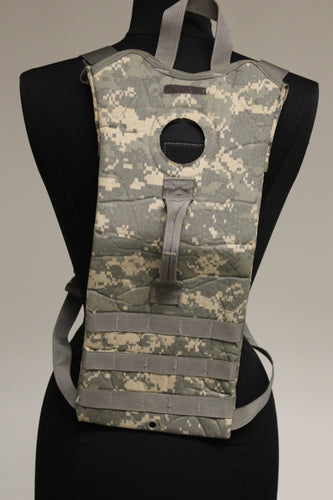 Army ACU Molle II Hydration System Carrier - 8465-01-524-8362 - Grade B