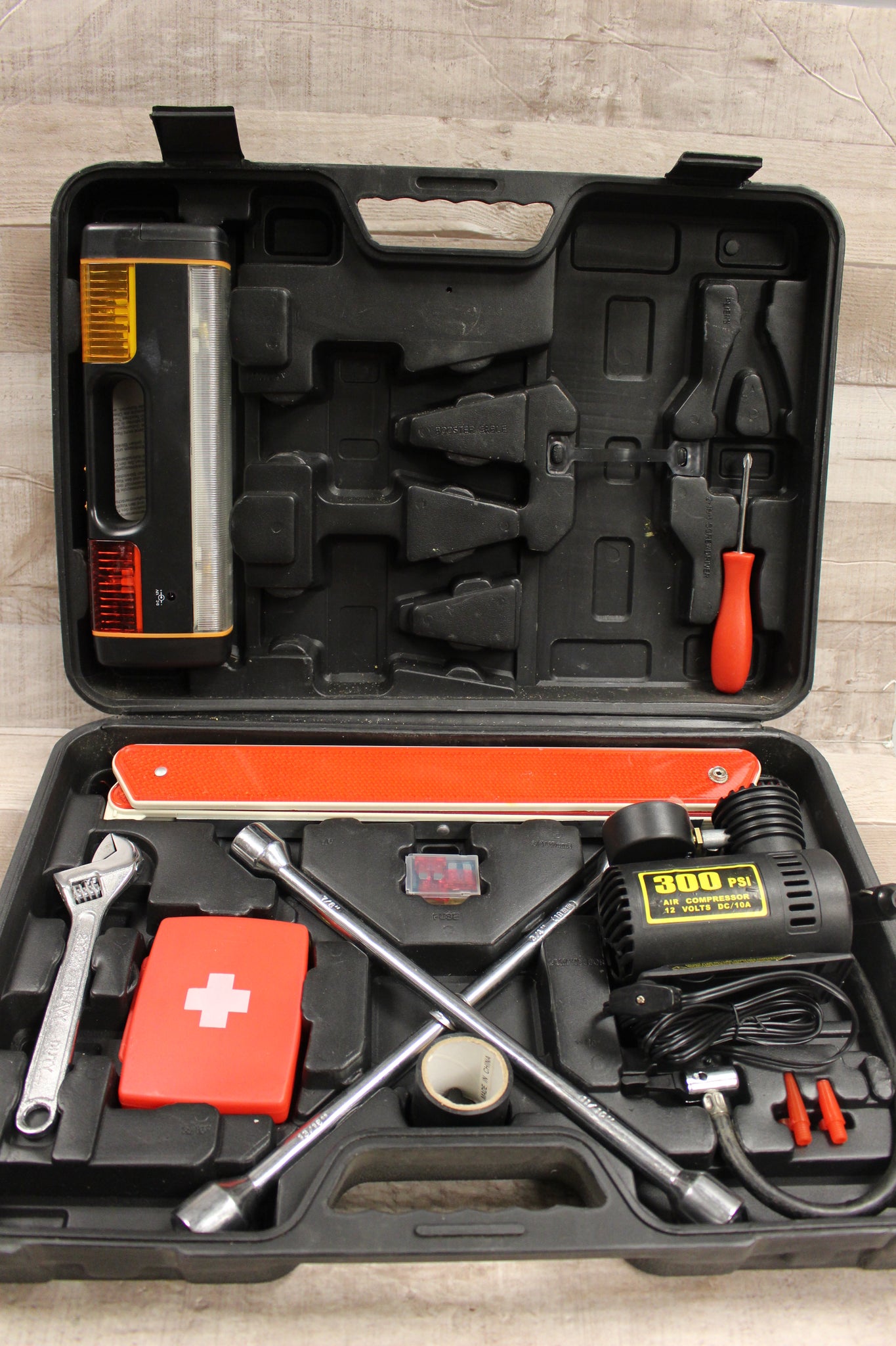 Auto Emergency Tool Set -Used, See Description – Military Steals and ...