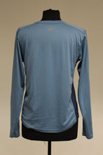 Load image into Gallery viewer, Oasics Ladies Shirt, Size: Small, Two Toned Blue