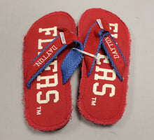 Load image into Gallery viewer, University of Dayton UD Flyers Flip Flops - Size: Small - Red - New